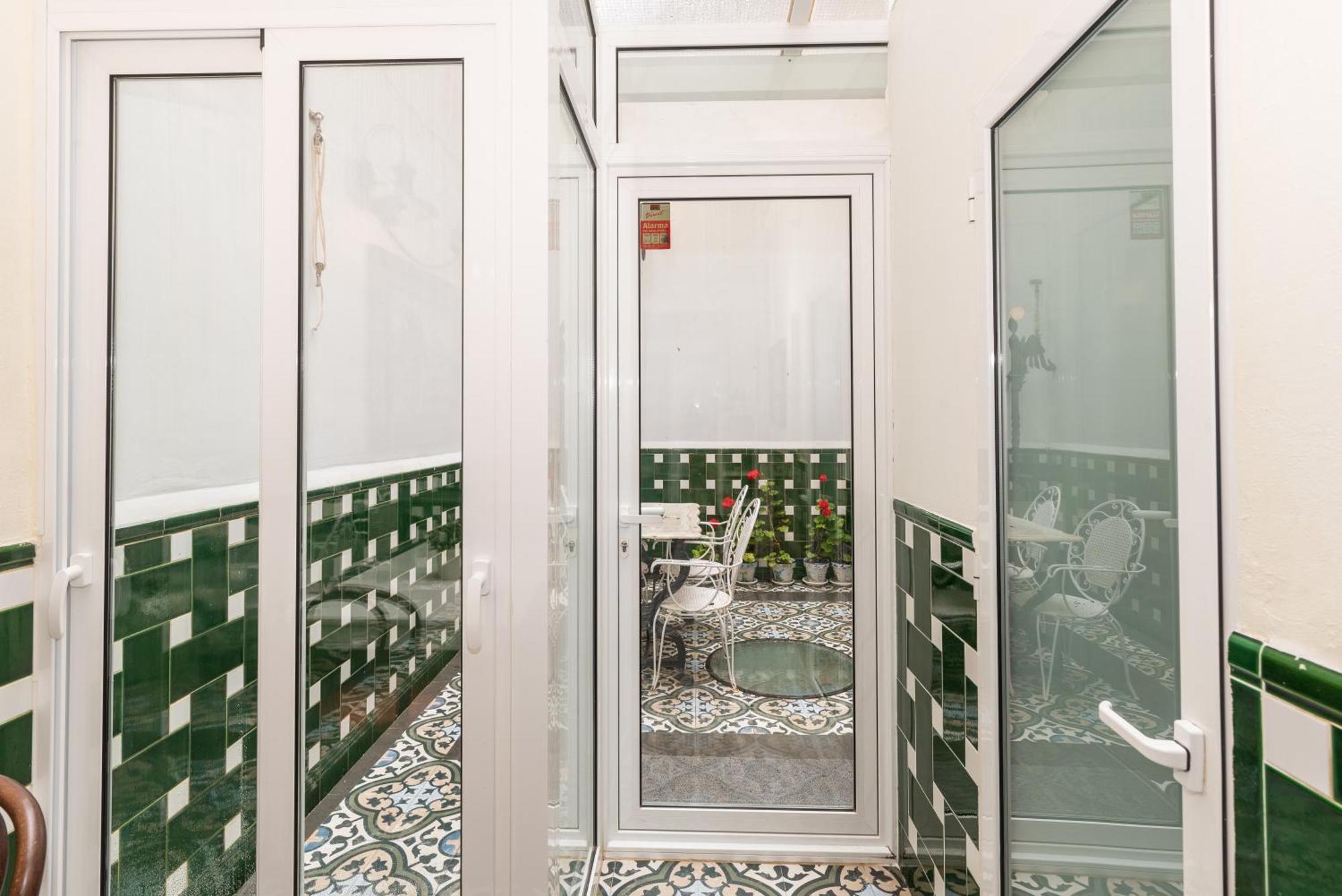 Apartamentos Bartomeu By Habama Group Sitges Rum bild